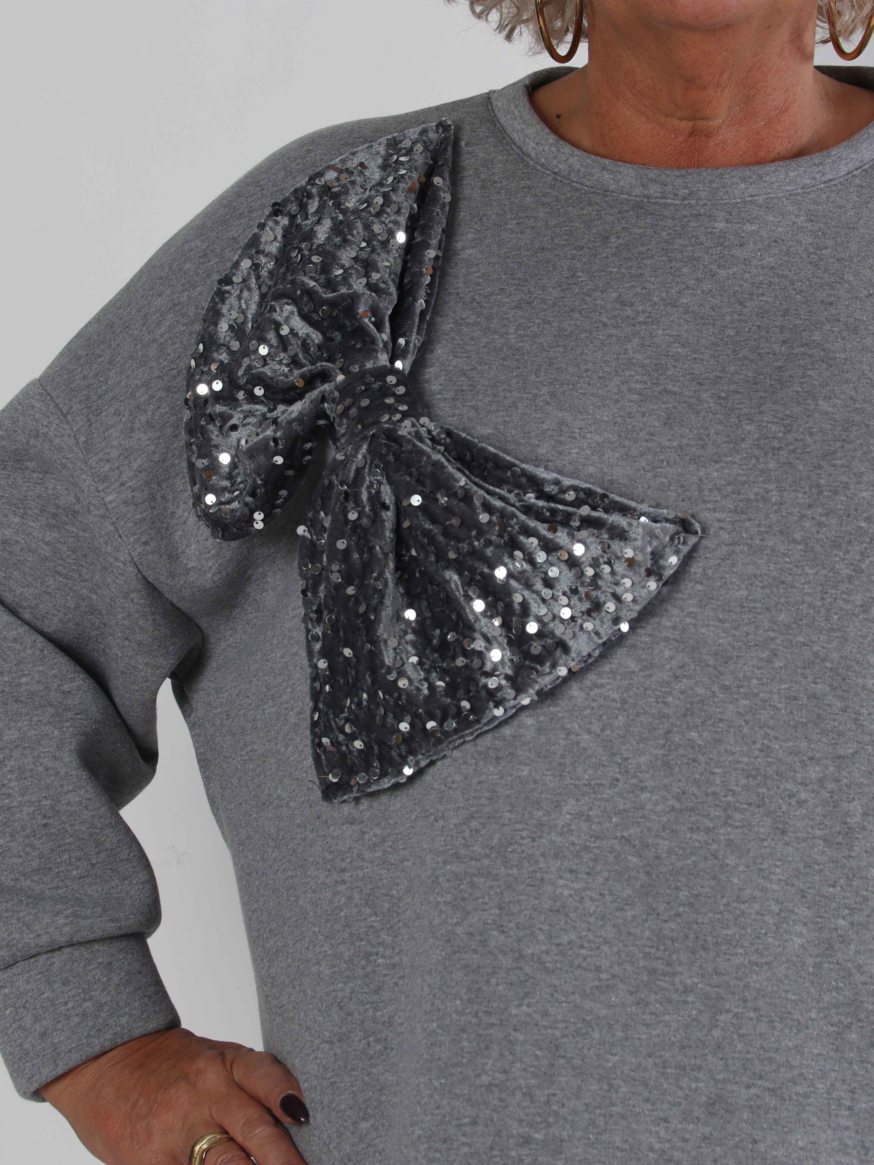 Thalassa - Plus size sweatshirt i bomuld med stor velour sløjfe